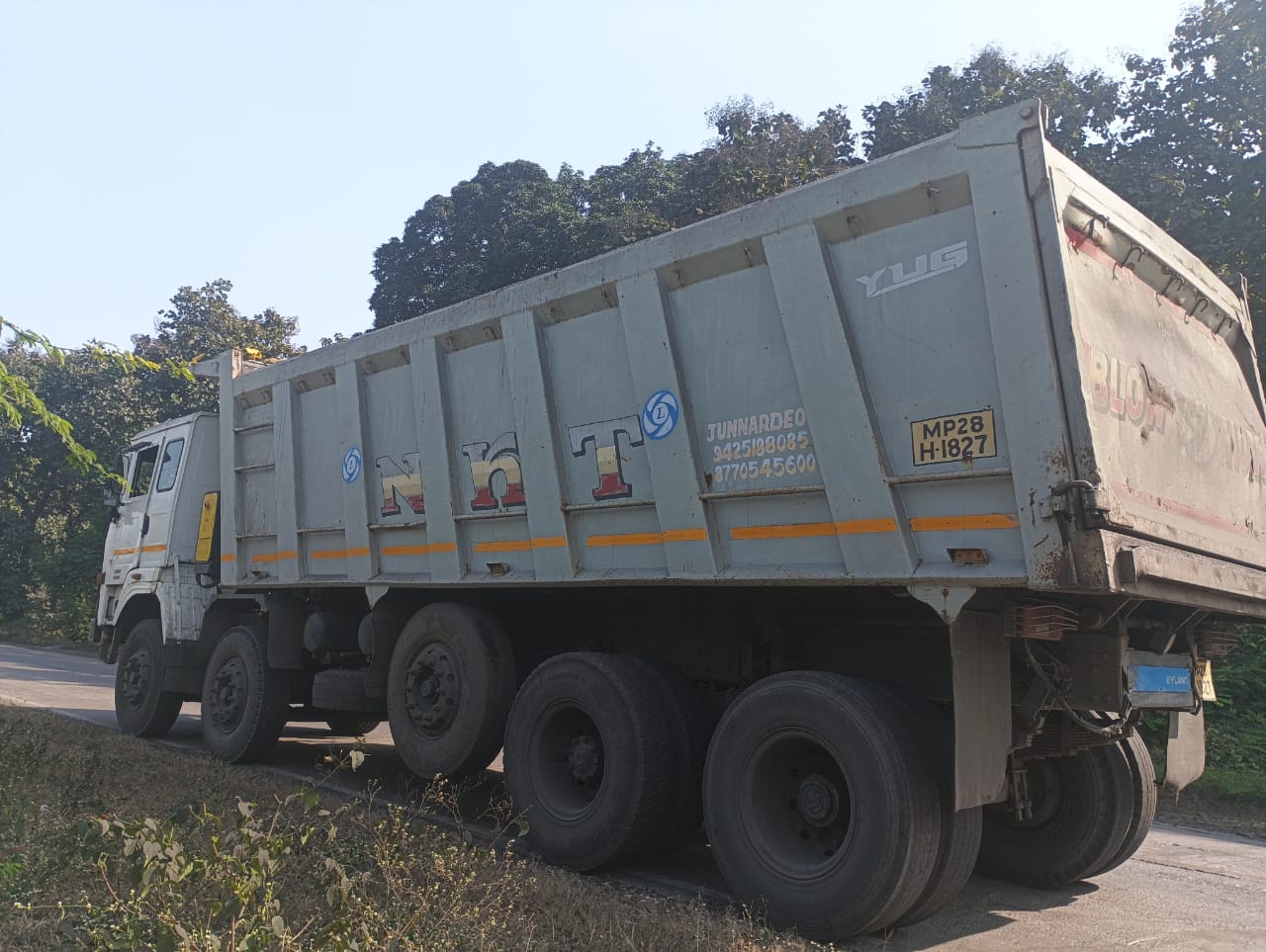 Brand Ashok Leyland 3718